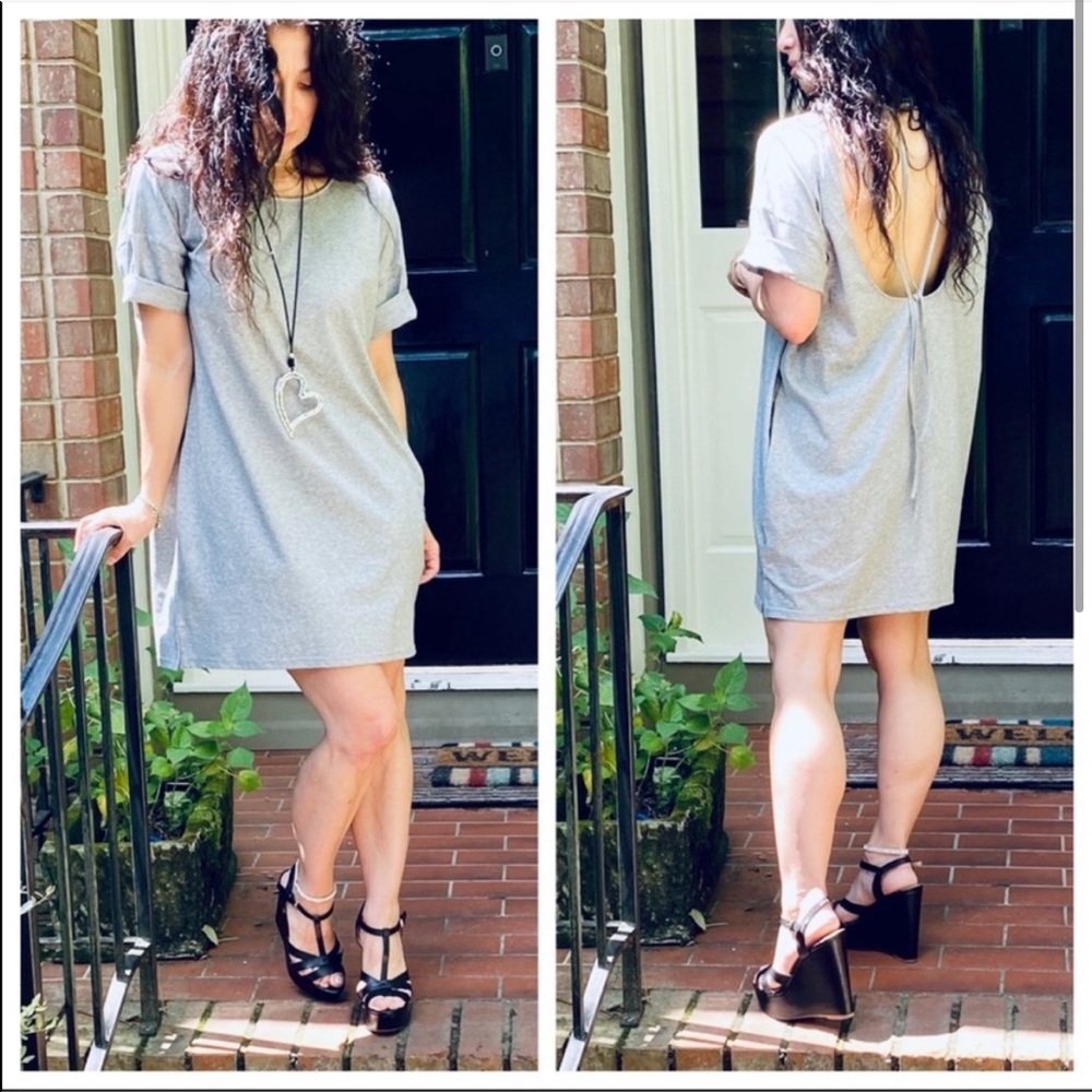 💥 Low Back T-Shirt Dress in Gray
